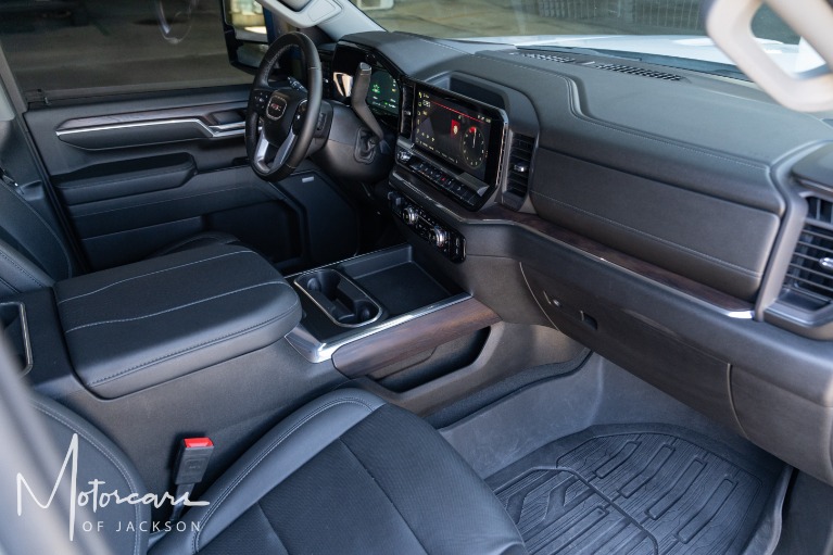 Used-2024-GMC-Sierra-2500HD-4WD-SLT-for-sale-Jackson-MS