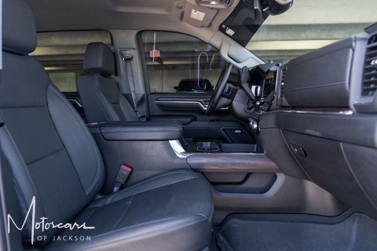 Used-2024-GMC-Sierra-2500HD-4WD-SLT-for-sale-Jackson-MS
