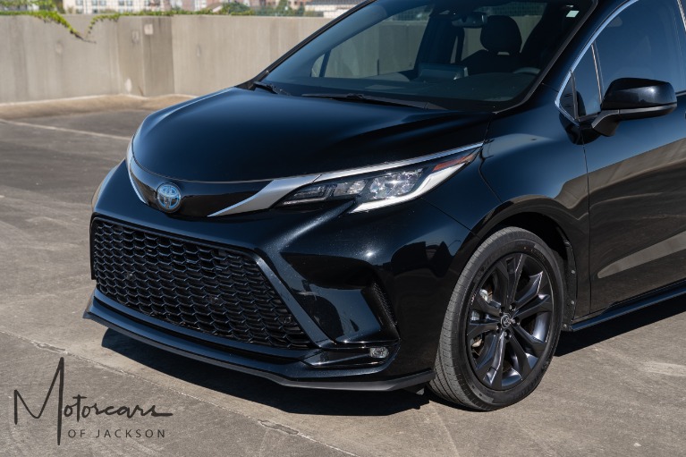 Used-2023-Toyota-Sienna-XSE-7-Passenger-Jackson-MS