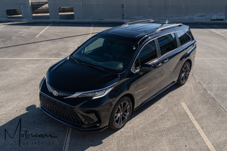 Used-2023-Toyota-Sienna-XSE-7-Passenger-Jackson-MS