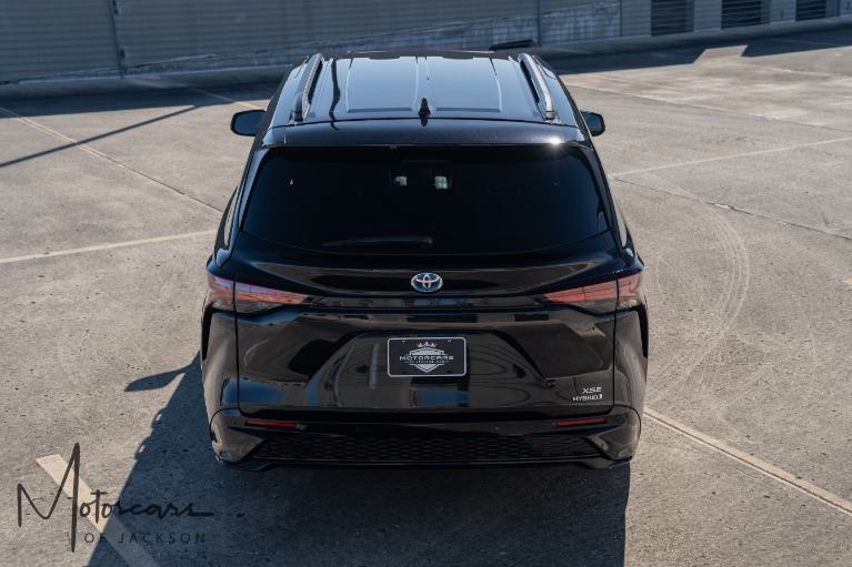 Used-2023-Toyota-Sienna-XSE-7-Passenger-for-sale-Jackson-MS