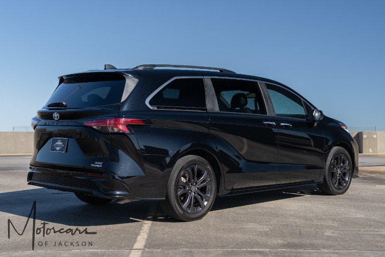 Used-2023-Toyota-Sienna-XSE-7-Passenger-Jackson-MS
