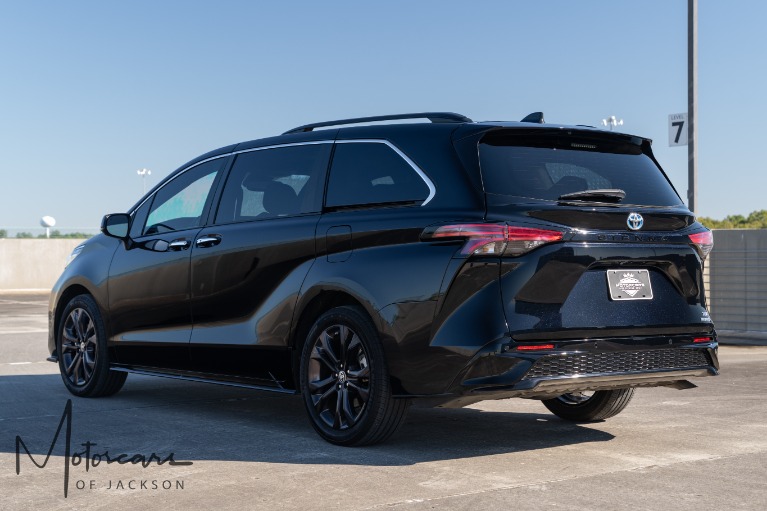 Used-2023-Toyota-Sienna-XSE-7-Passenger-for-sale-Jackson-MS