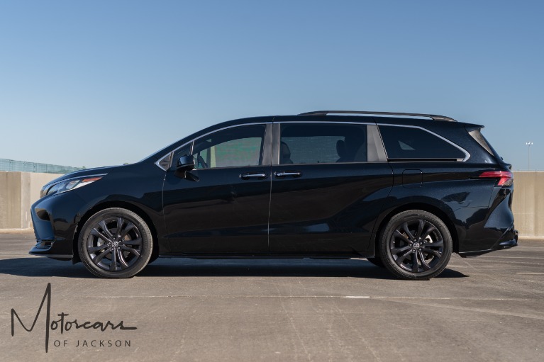 Used-2023-Toyota-Sienna-XSE-7-Passenger-Jackson-MS