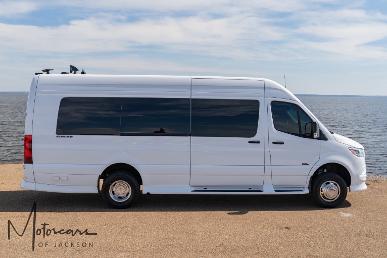 Used-2025-Mercedes-Benz-Sprinter-Cargo-Van-Midwest-Customs-Daycruiser-3500-for-sale-Jackson-MS
