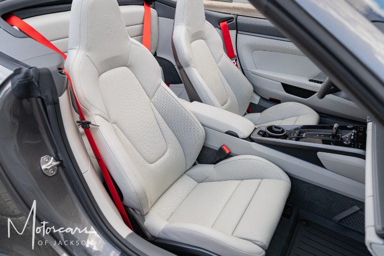 Used-2022-Porsche-911-Carrera-S-Cabriolet-for-sale-Jackson-MS