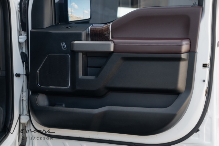 Used-2015-Ford-F-150-Platinum-4x4-for-sale-Jackson-MS