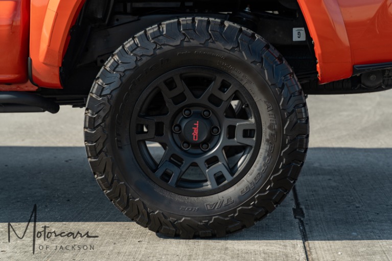 Used-2017-Toyota-Tacoma-TRD-Sport-V6-for-sale-Jackson-MS