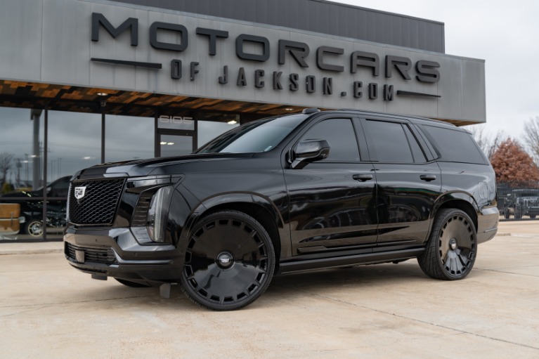 Used-2025-Cadillac-Escalade-4WD-Sport-Platinum-for-sale-Jackson-MS