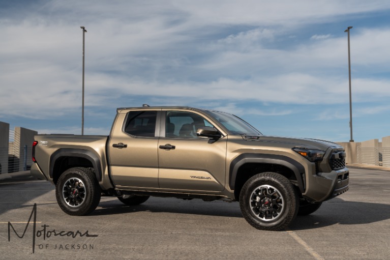 Used-2025-Toyota-Tacoma-4WD-TRD-Off-Road-Hybrid-Jackson-MS