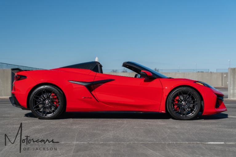 Used-2023-Chevrolet-Corvette-Z06-2LZ-Convertible-for-sale-Jackson-MS
