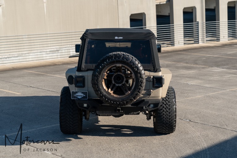 Used-2021-Jeep-Wrangler-Unlimited-CUSTOM-Jackson-MS
