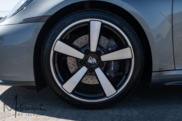 Used-2025-Porsche-911-Carrera-for-sale-Jackson-MS