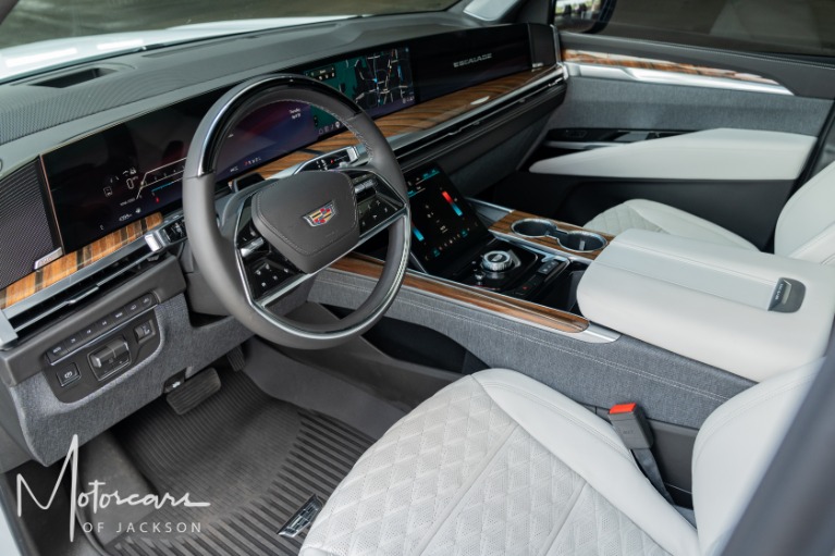 Used-2026-Cadillac-Escalade-4WD-Platinum-Sport-for-sale-Jackson-MS