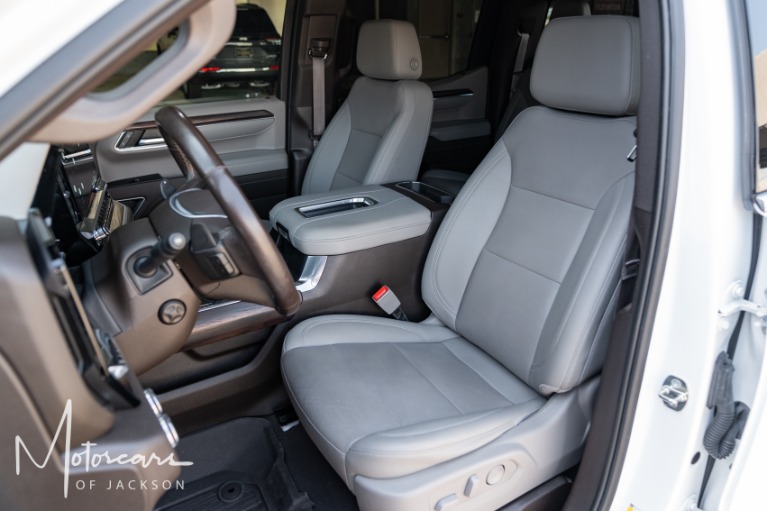 Used-2022-GMC-Sierra-1500-SLT-Jackson-MS