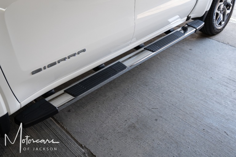 Used-2022-GMC-Sierra-1500-SLT-for-sale-Jackson-MS