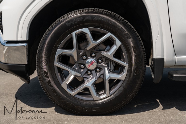 Used-2022-GMC-Sierra-1500-SLT-Jackson-MS