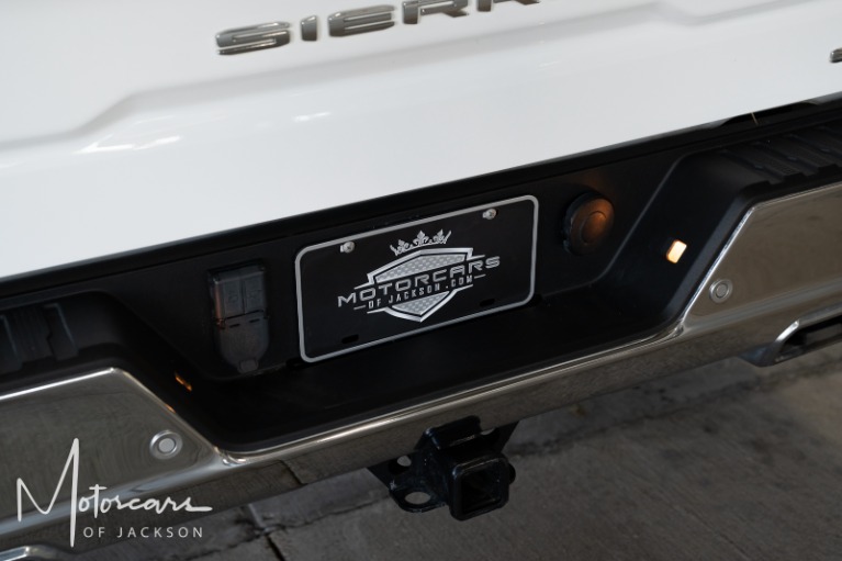 Used-2022-GMC-Sierra-1500-SLT-Jackson-MS