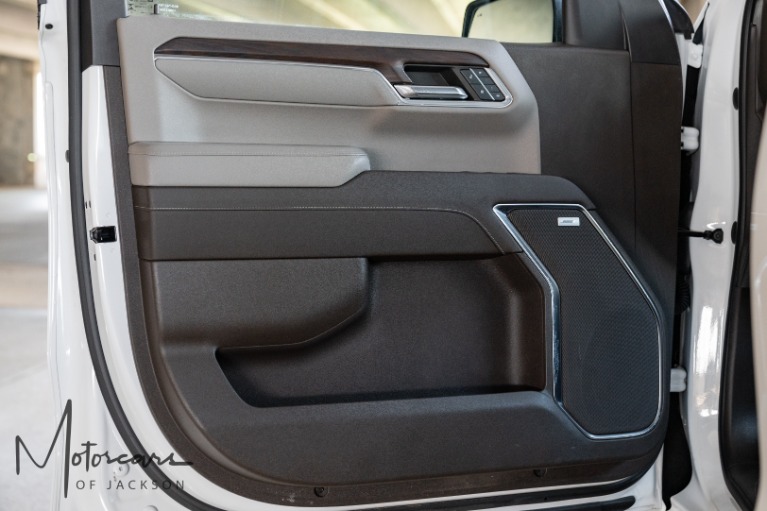 Used-2022-GMC-Sierra-1500-SLT-Jackson-MS