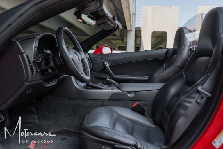 Used-2007-Chevrolet-Corvette-3LT-Convertible-Jackson-MS