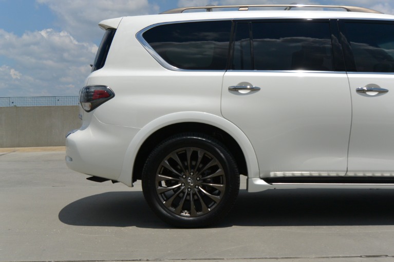 Used-2017-INFINITI-QX80-Limited-Jackson-MS