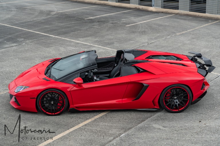 Used-2015-Lamborghini-Aventador-LP-700-4-AWD-Convertible-Jackson-MS