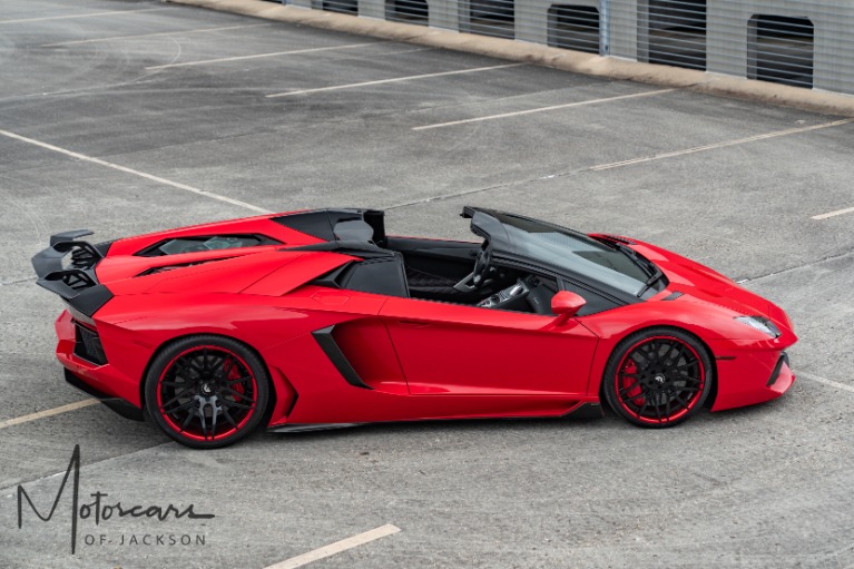 Used-2015-Lamborghini-Aventador-AWD-Roadster-for-sale-Jackson-MS