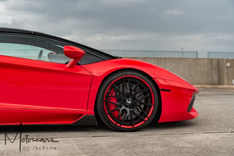 Used-2015-Lamborghini-Aventador-LP-700-4-AWD-Convertible-for-sale-Jackson-MS