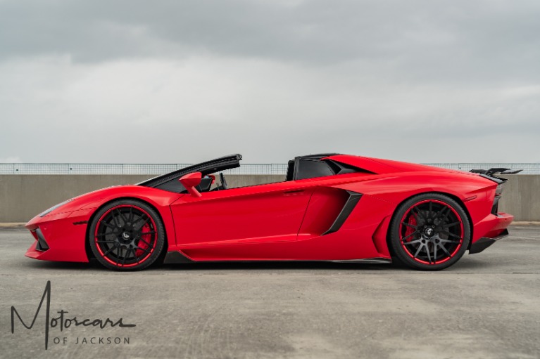 Used-2015-Lamborghini-Aventador-AWD-Roadster-for-sale-Jackson-MS