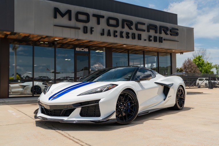 Used-2024-Chevrolet-Corvette-Z06-3LZ-for-sale-Jackson-MS