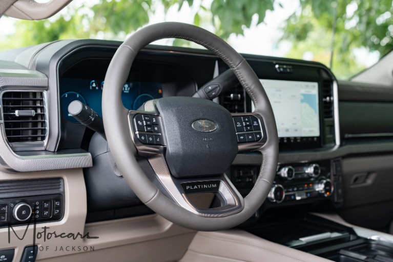 Used-2025-Ford-Super-Duty-F-250-SRW-Platinum-Jackson-MS