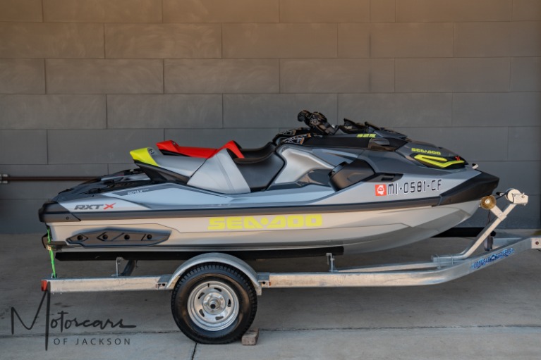 Used-2025-Sea-Doo-RXT-X-325-for-sale-Jackson-MS