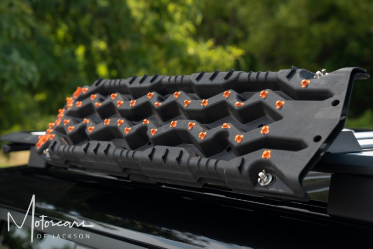 Used-2023-Land-Rover-Defender-130-SE-Limited-Edition-Trek-Off-Road-for-sale-Jackson-MS