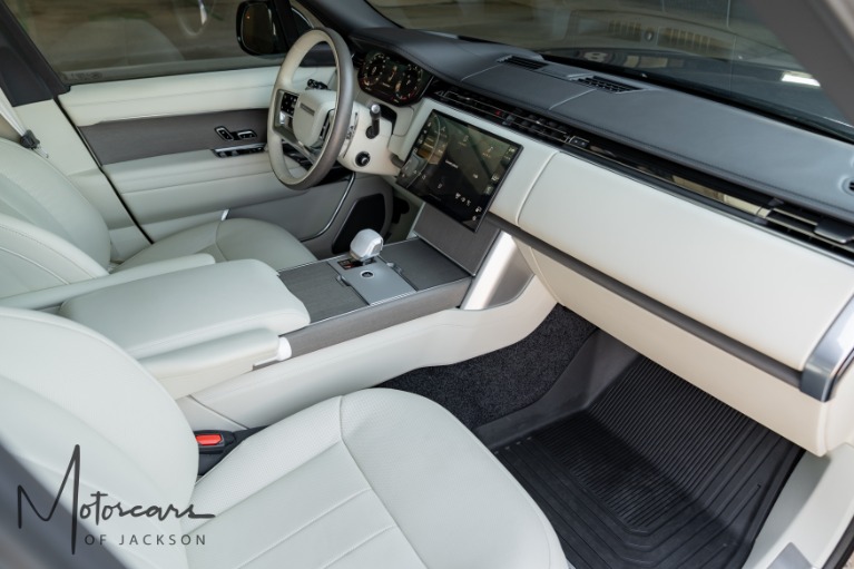 Used-2025-Land-Rover-Range-Rover-SV-LWB-for-sale-Jackson-MS