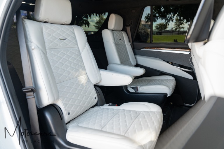 Used-2025-Cadillac-Escalade-Sport-Platinum-for-sale-Jackson-MS
