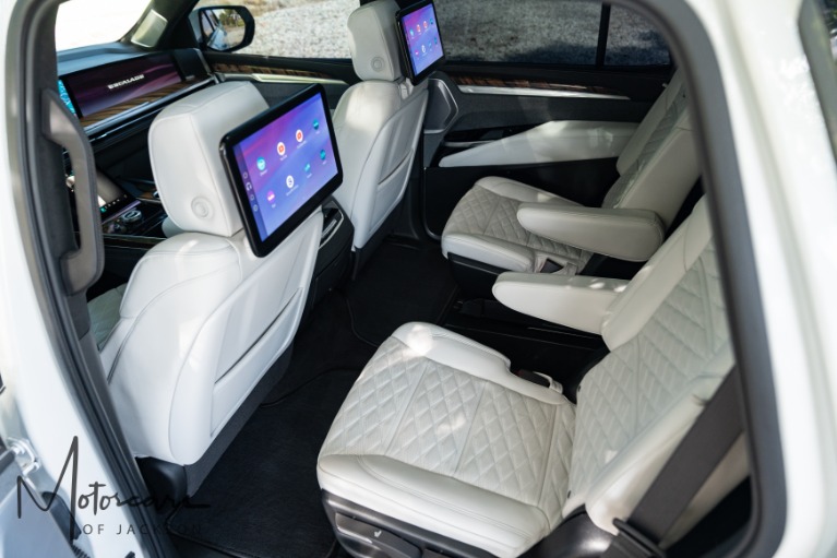Used-2025-Cadillac-Escalade-Sport-Platinum-Jackson-MS