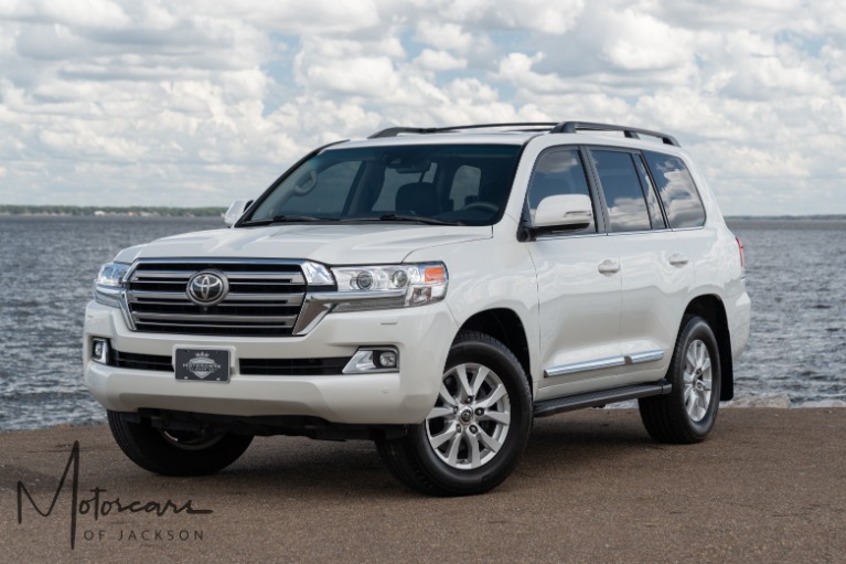 Used-2017-Toyota-Land-Cruiser-4x4-V8-Jackson-MS