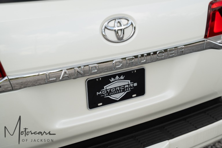 Used-2017-Toyota-Land-Cruiser-4x4-V8-for-sale-Jackson-MS