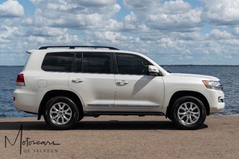 Used-2017-Toyota-Land-Cruiser-4x4-V8-Jackson-MS